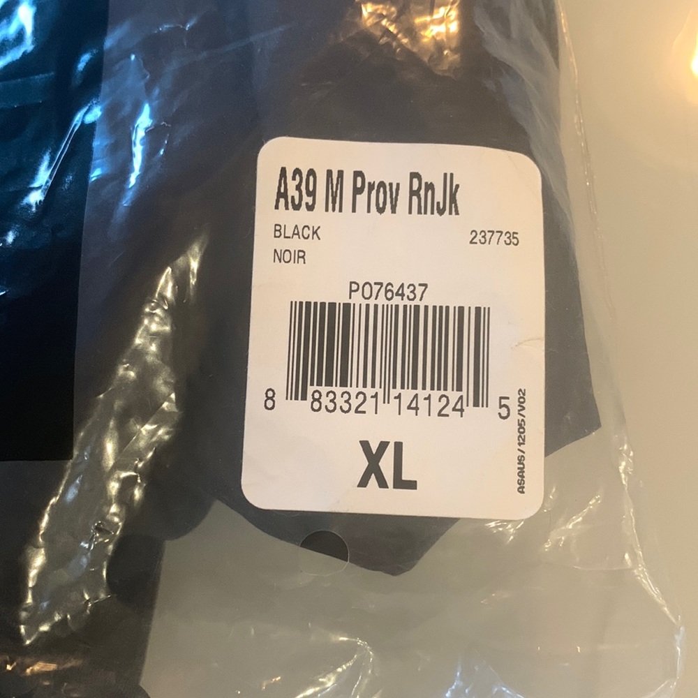 Adidas jacket - Picture 12 of 13